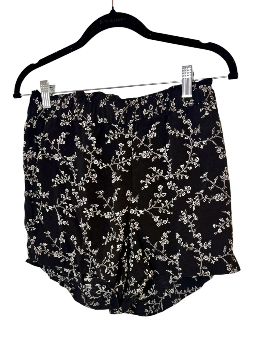 LOFT Black Floral Pull On Shorts Feminine Boho Casual Small
